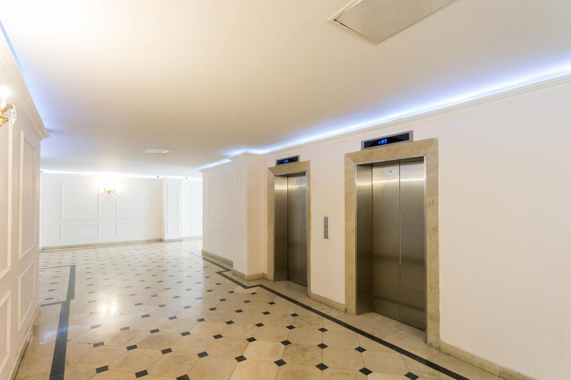 The Grand Apartment Lll Tbilisi Exterior foto
