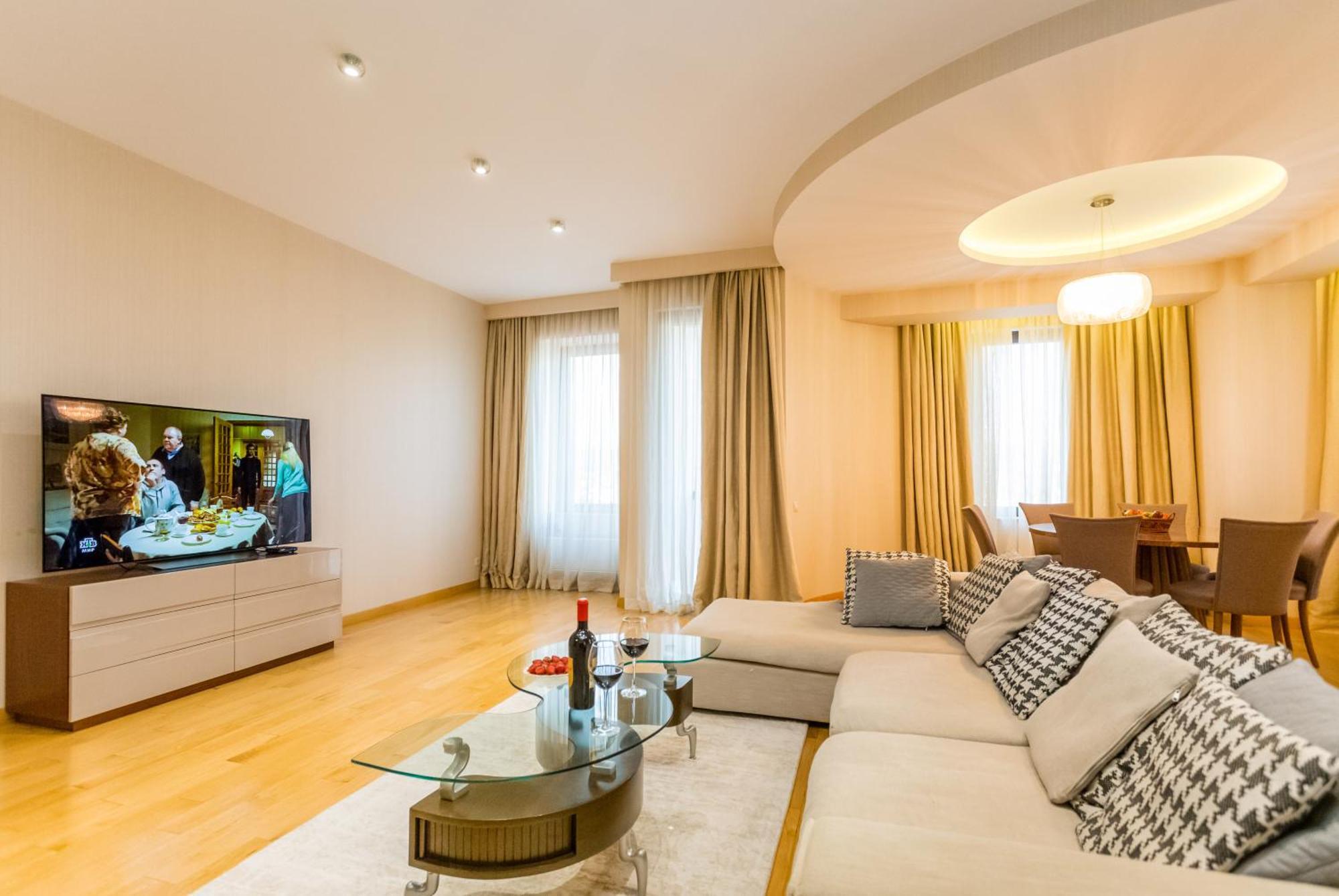 The Grand Apartment Lll Tbilisi Exterior foto
